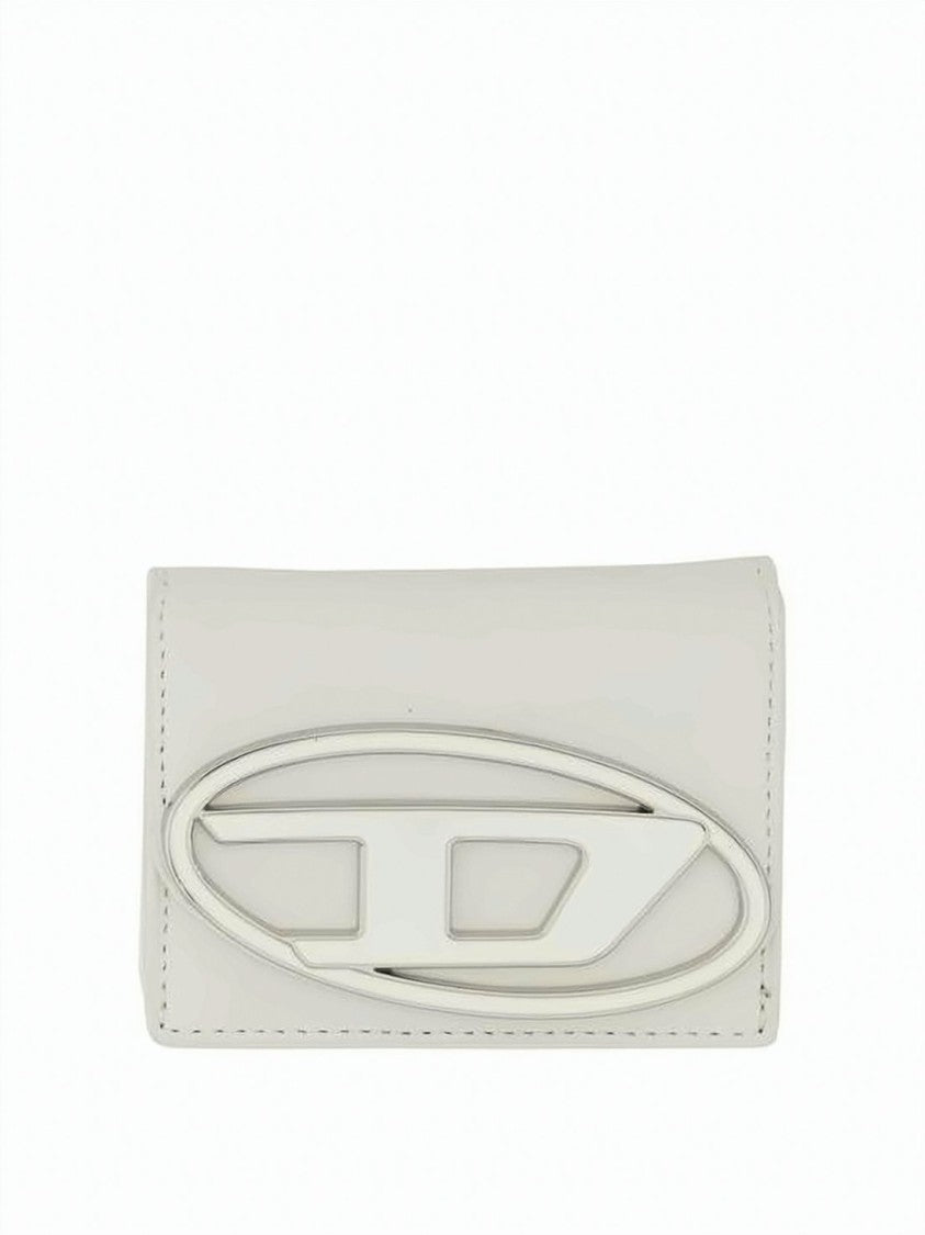 Diesel Trifold Cowhide Leather Xs Wallet With Metallic Emblem