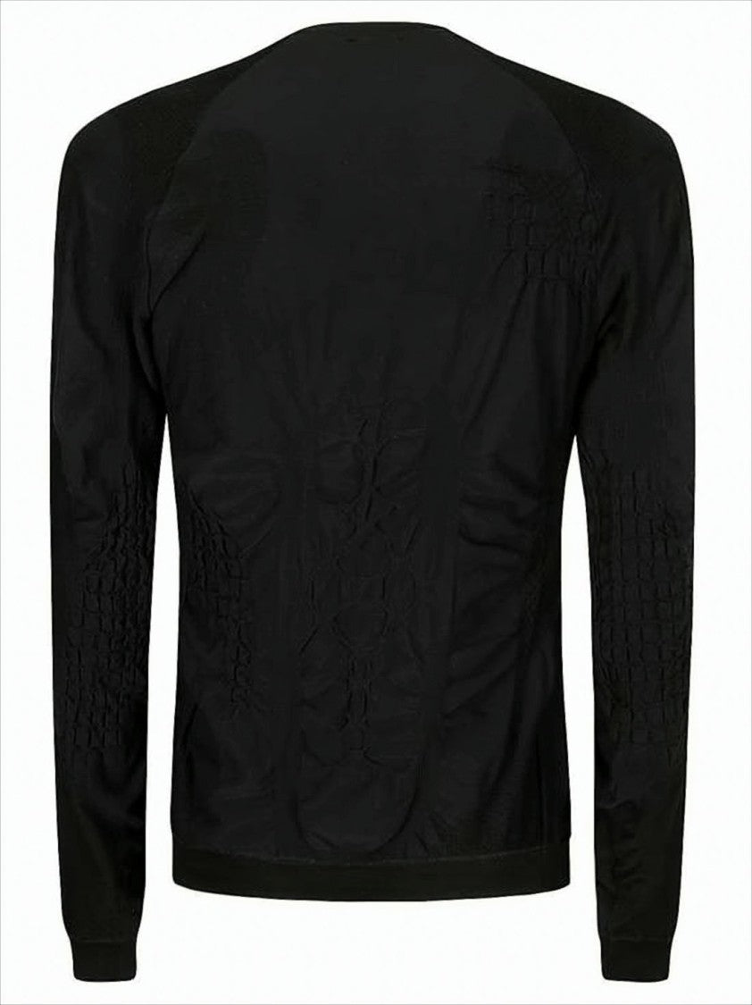 Roa Textured Knit Long-Sleeve Top With Fitted Silhouette