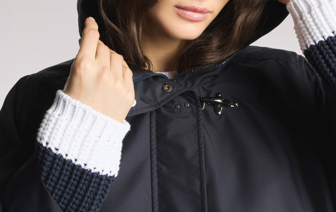 Fay Short Hooded Parka With Adjustable Hem