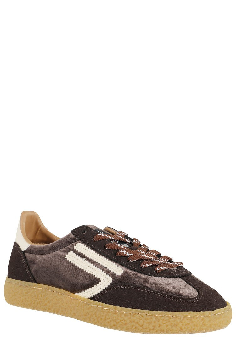 Puraai Round Toe Sneakers With Suede Inserts