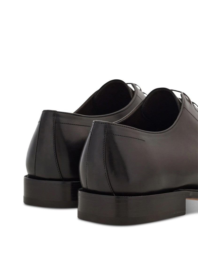 Ferragamo Polished Leather Flat Shoes With Pointed Toe