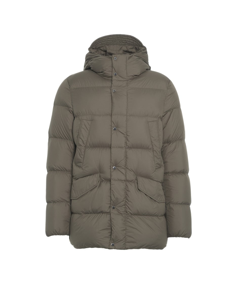 Woolrich Robust Quilted Puffer Jacket With Fixed Hood And Flap Pockets