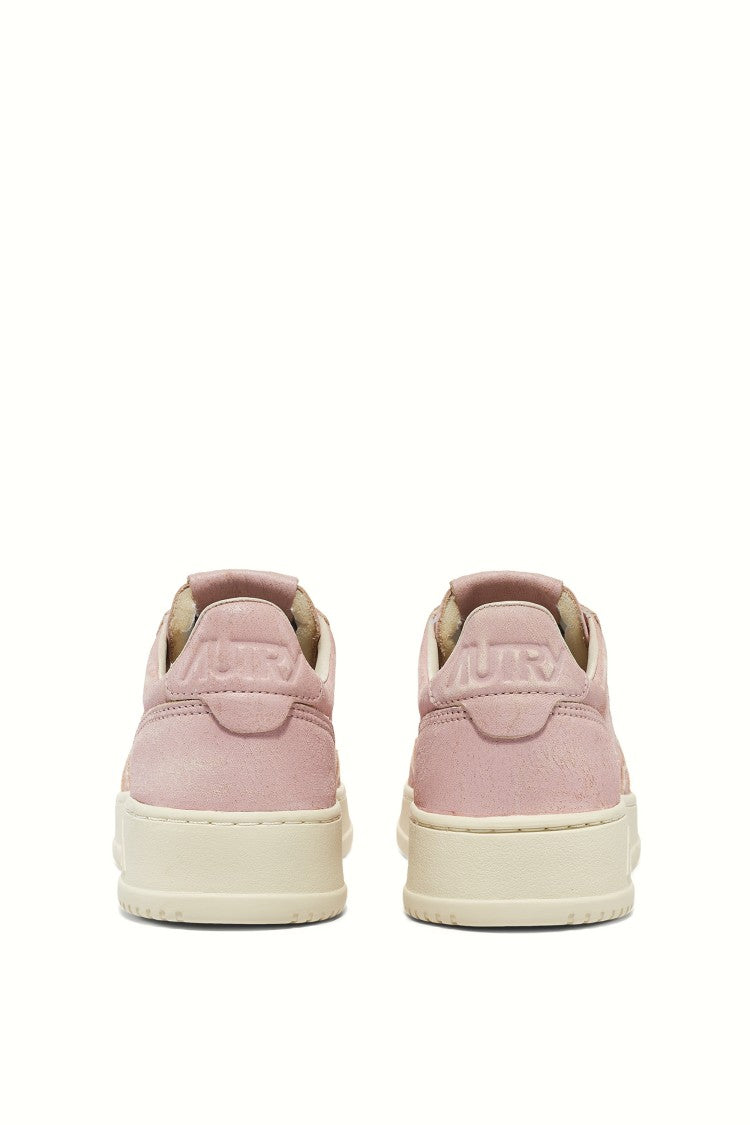 Autry Women’S Medalist Supersoft Cow Leather Sneakers