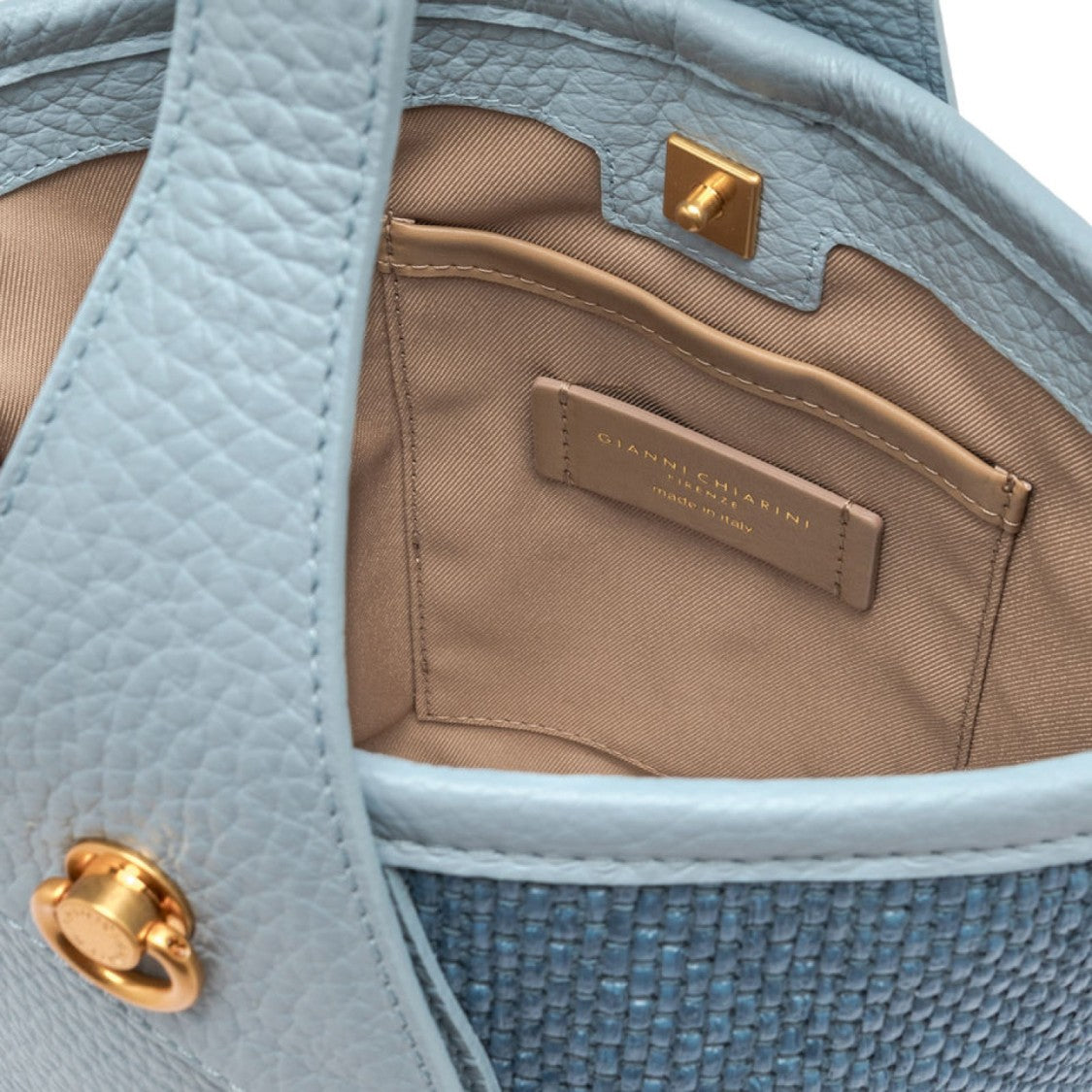 Gianni Chiarini Ester Bucket Bag In Light Blue Raffia
