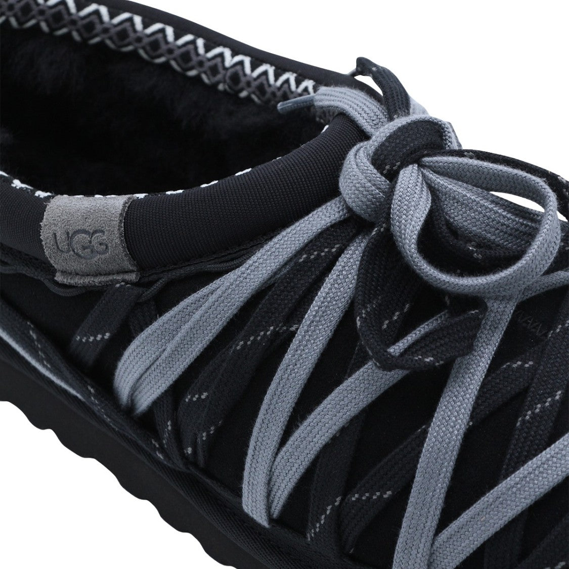 Ugg Crisscross Lace Black Flat Sneakers