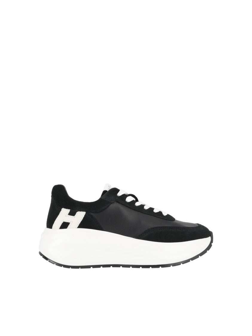 Hogan H696 Smooth Textured Low-Top Sneakers