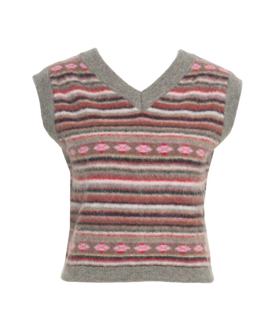 Solotre Knitted Gilet With Captivating Pattern And Fit