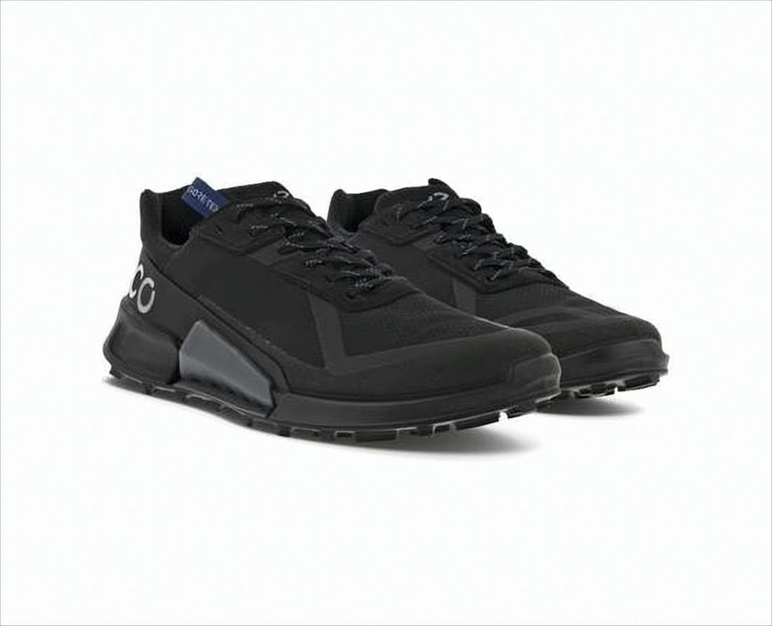 Ecco Sleek Black Sneakers With Cowhide Leather