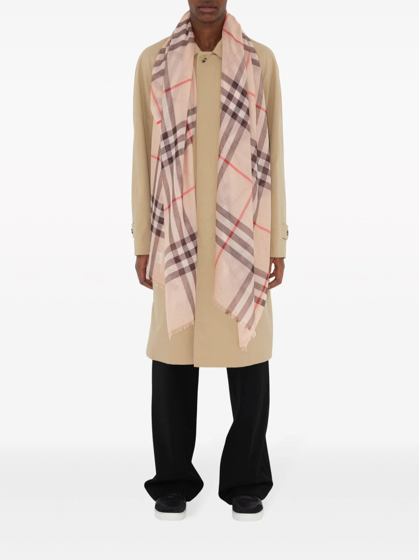 Burberry Classic Check Pattern Fringed Wool Scarf