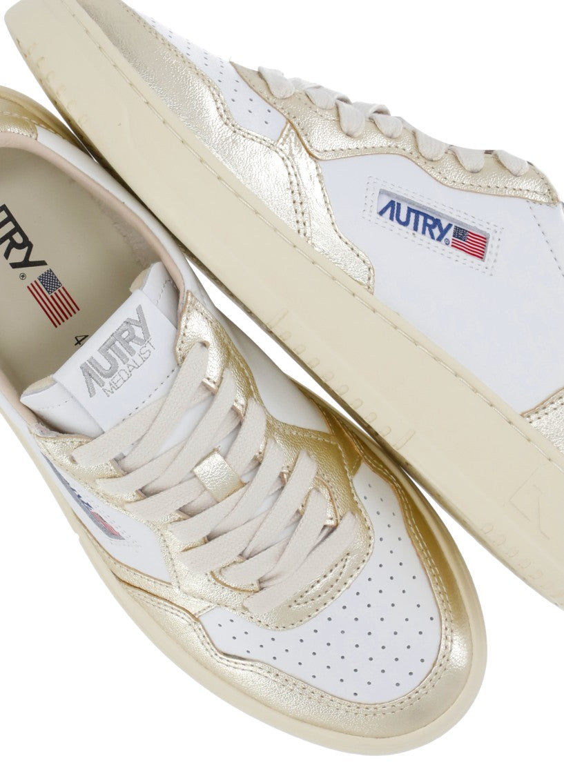 Autry Medalist Low Sneakers