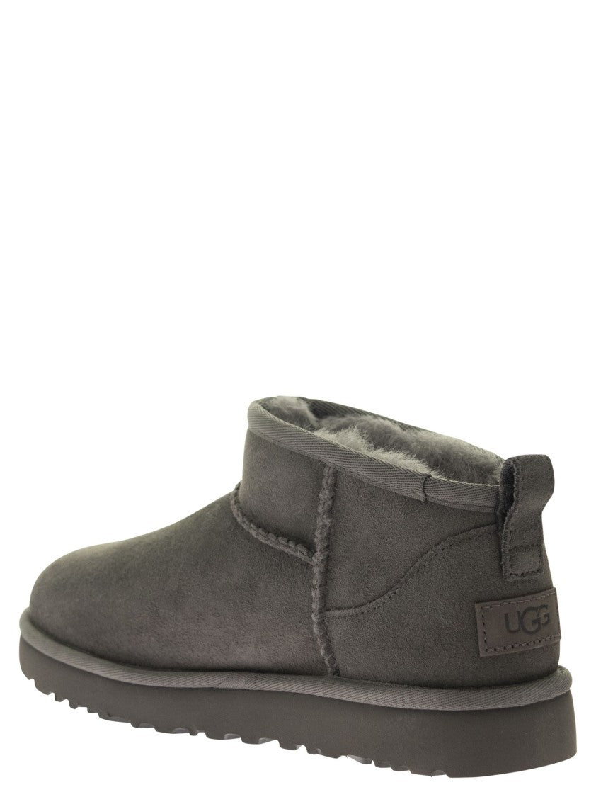 Ugg Classic Ultra Mini - Sheepskin Boot
