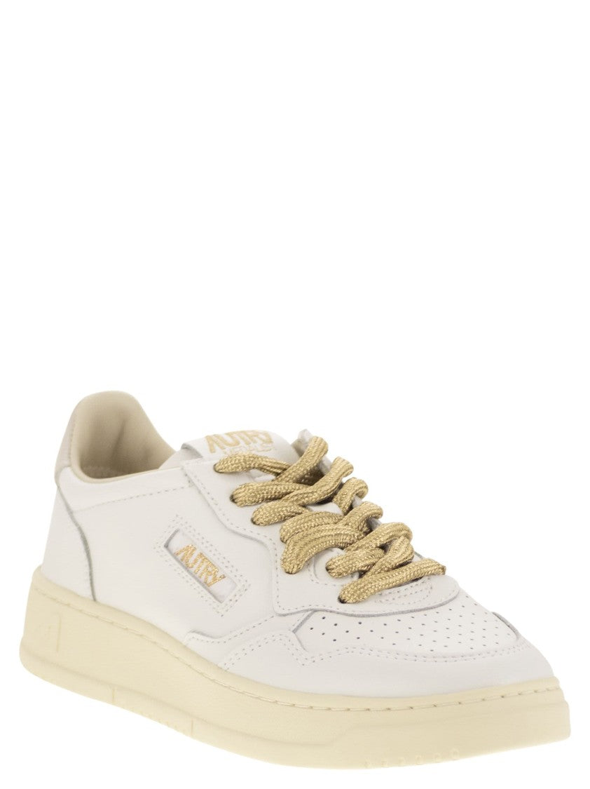 Autry Medalist Low - Leather Sneakers