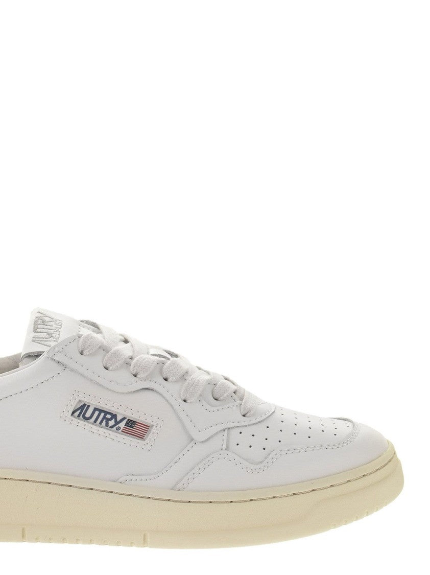 Autry Medalist Low - Leather Sneakers