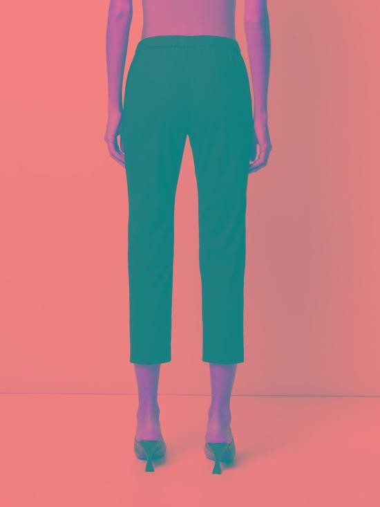 Theory Tailored Straight-Leg Cropped Pants From