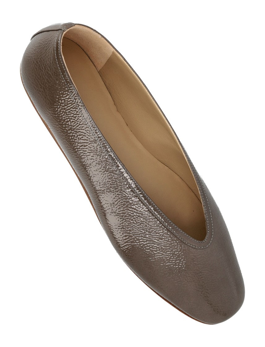 Le Monde Béryl Luna Taupe Patent Leather Slippers