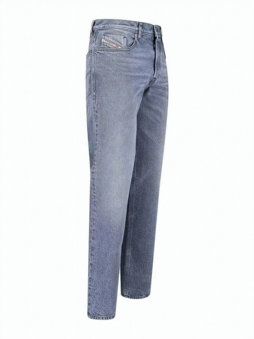 Diesel Mid-Rise Straight-Leg Denim Pants With Classic Five-Pocket Design