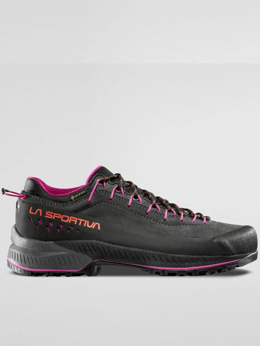 La Sportiva Black Tx4 Evo W's Gore-Tex Athletic Shoes