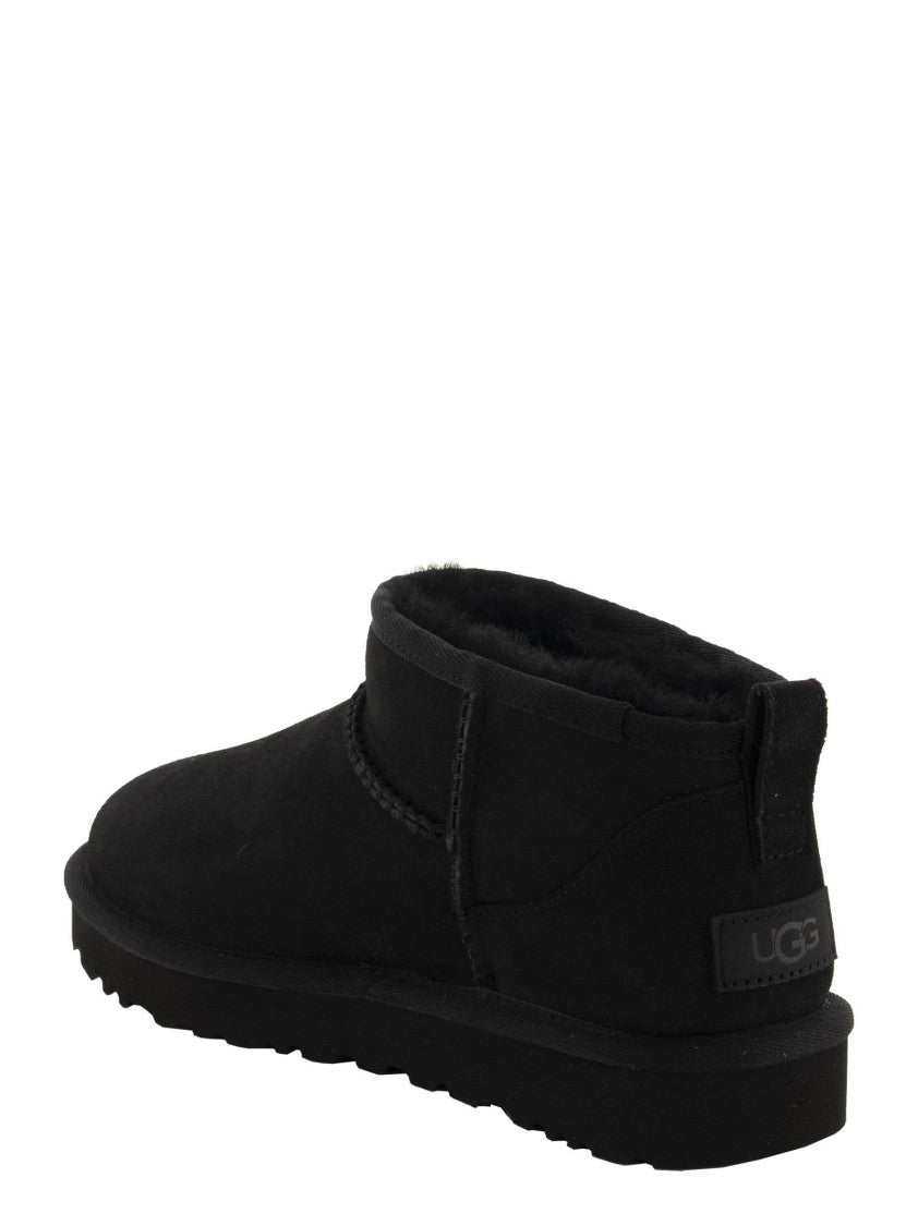 Ugg Classic Ultra Mini - Sheepskin Boot