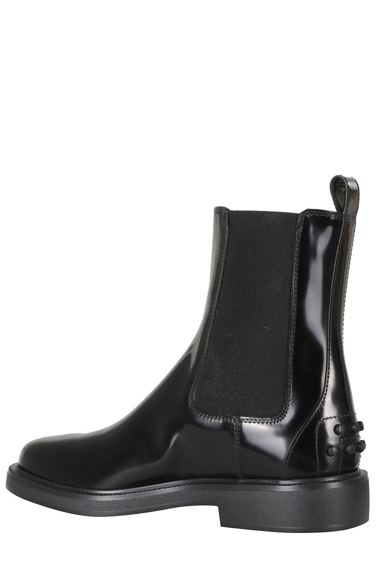 Tod's Black Glossy Leather Rubber Sole Boots