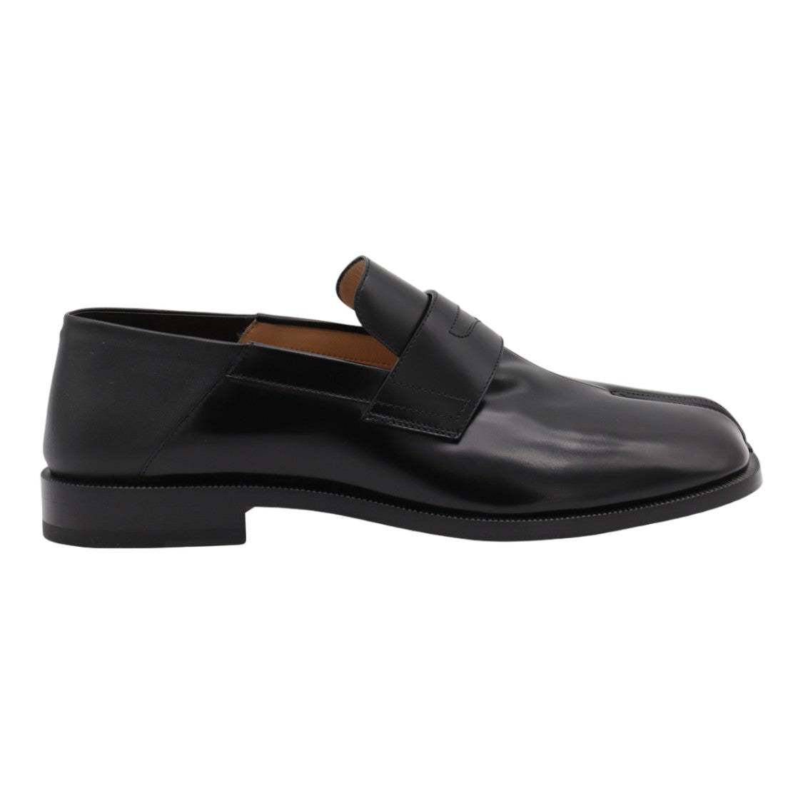 Maison Margiela Polished Leather Flat Shoes With Split-Toe Design