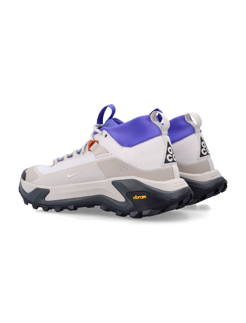 Nike High-Performance Hiking Sneakers With Zoomx Foam And Vibram Outsole