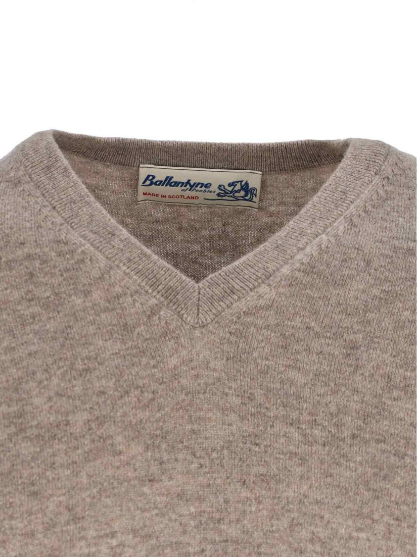 Ballantyne Beige V-Neck Cashmere Sweater