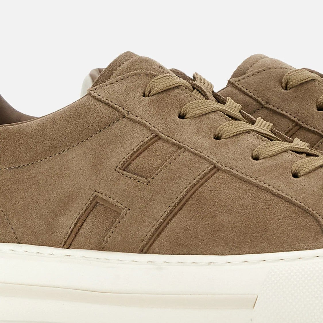 Hogan H691 Allacciato H Sneakers In Beige