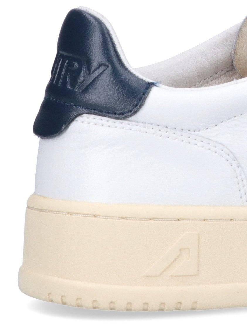 Autry "Medalist" Low-Top Sneakers White