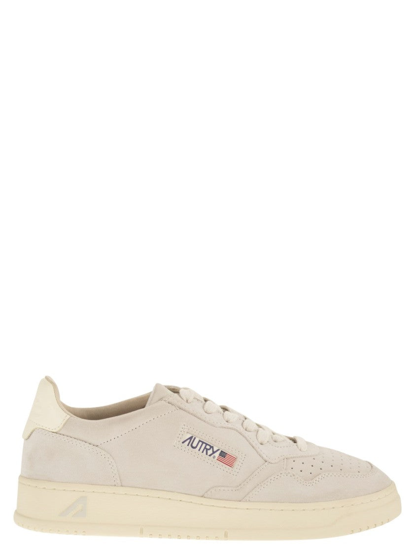 Autry Medalist Low - Suede Sneakers