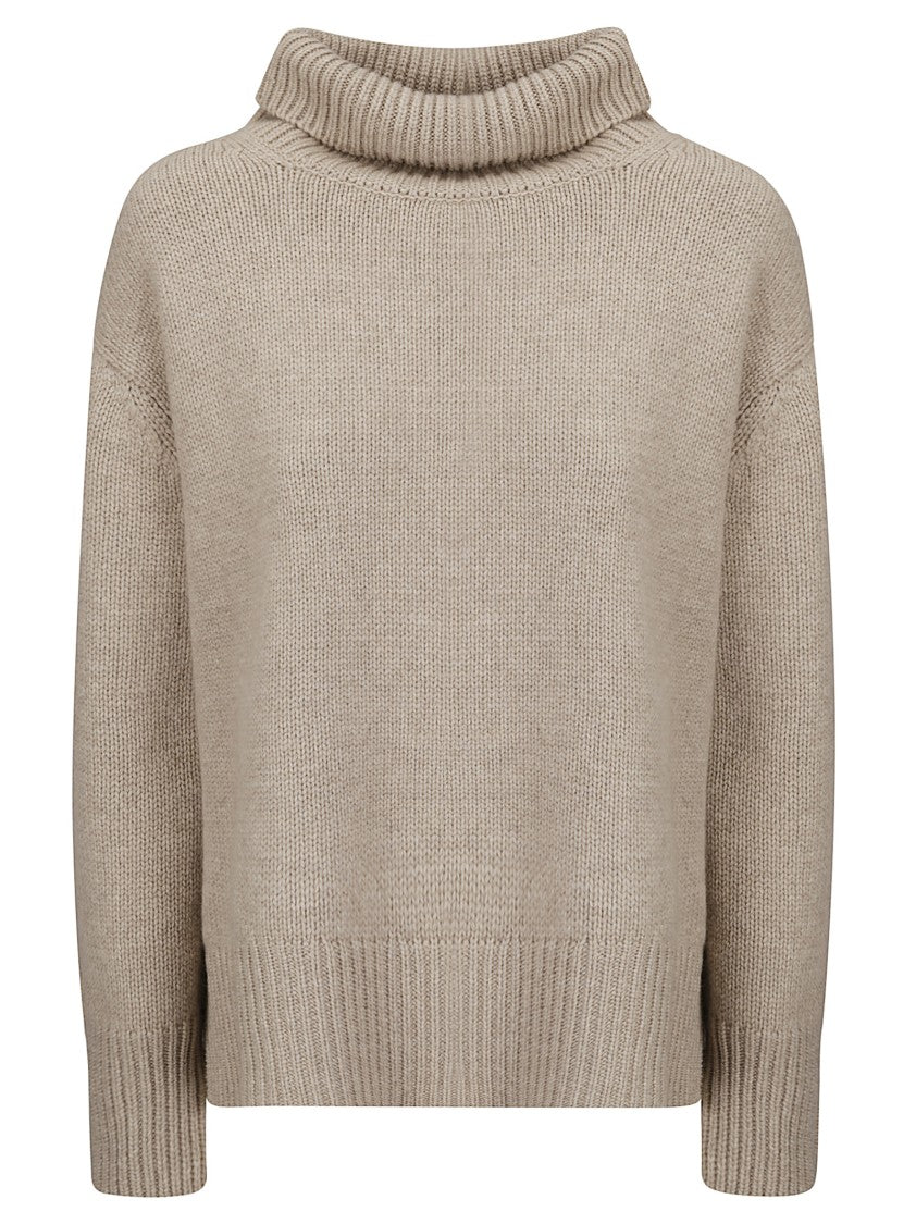 Be You Short-Fit Turtleneck Sweater With High Collar And Side Slits