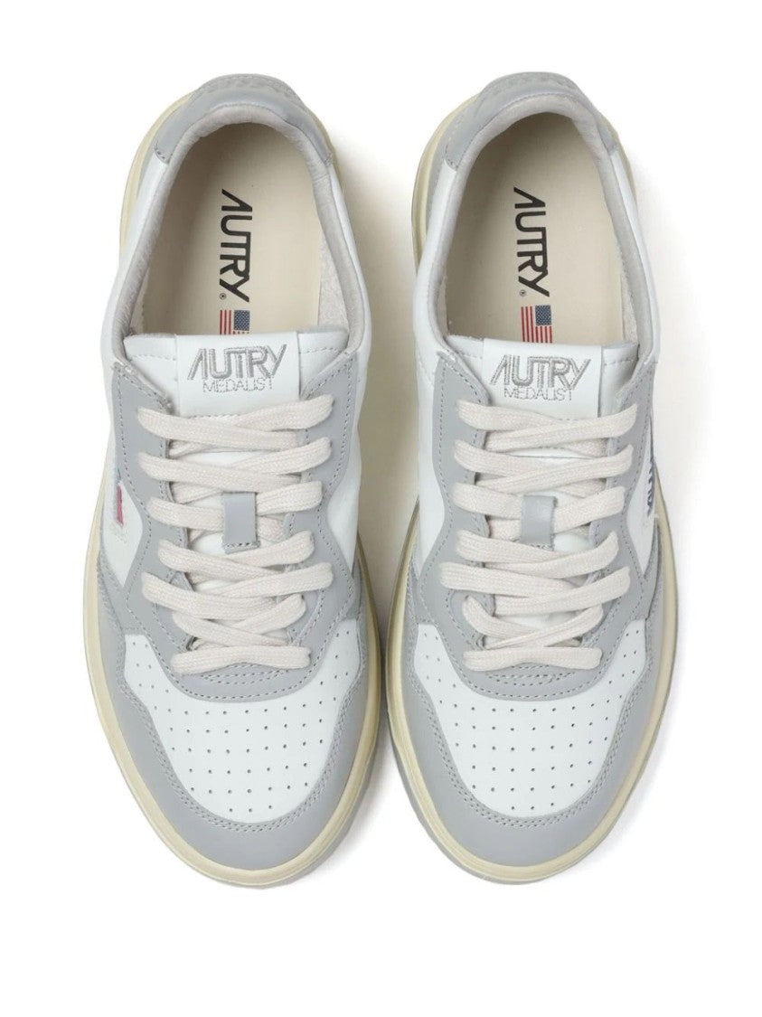 Autry Medalist Low Sneakers