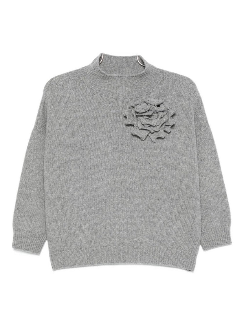 Vanisé Textured Floral Applique Knit Sweater