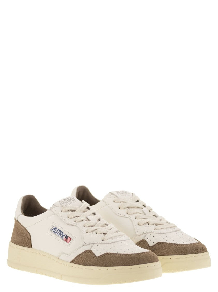 Autry Medalist Low - Leather And Suede Sneakers