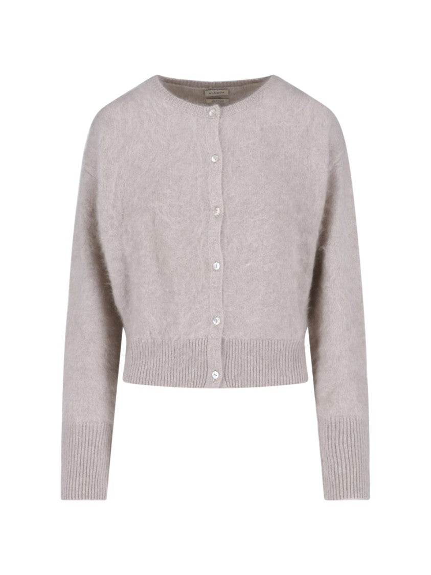 Almada Cropped Cashmere Cardigan With Round Neckline And Button Closure