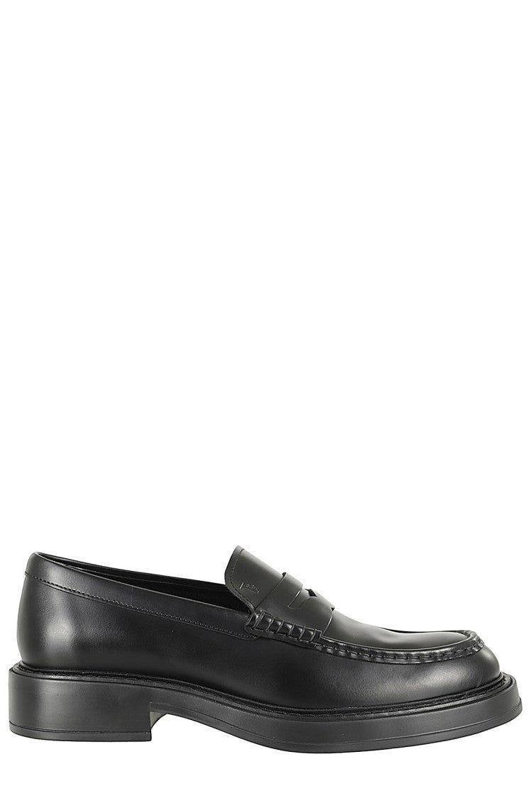 Tod's Round Toe Moccasins