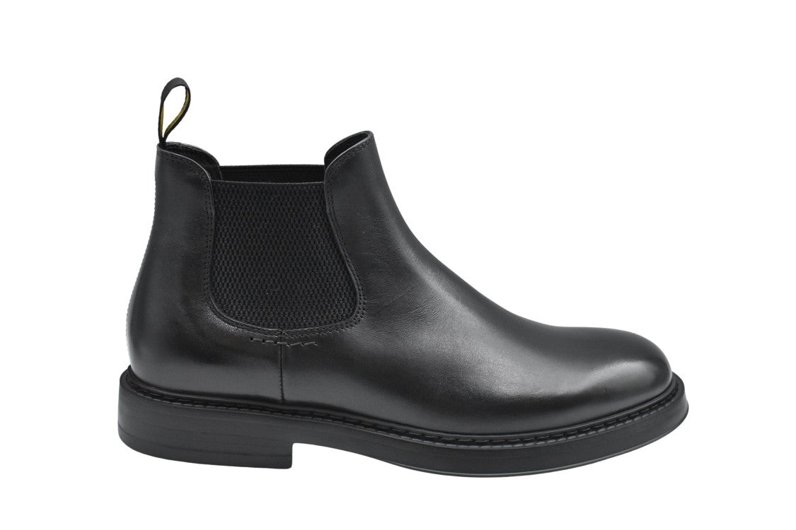 Doucal's Black Leather Ankle Boots