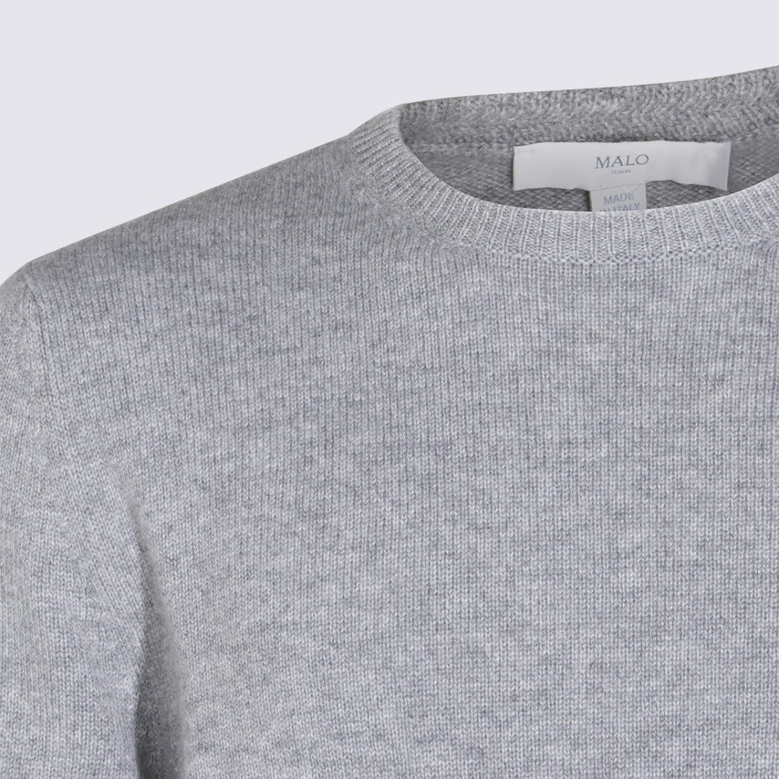Malo Cashmere Knit Sweater With Classic Crew Neckline And Ribbed Details