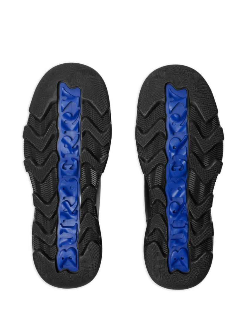 Burberry Modern Chelsea Boots With Sole And Contrasting Stitching