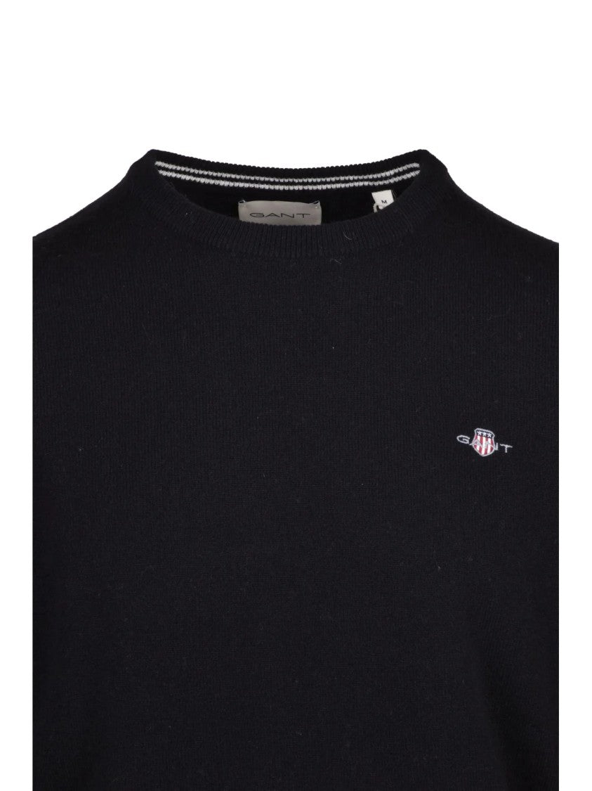 Gant Essential Crew Neck Sweater With Timeless Design
