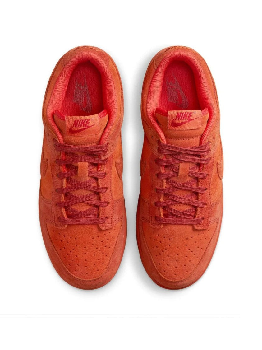 Nike Dunk Low Se Dragon Red Sneakers