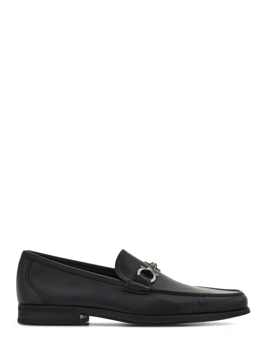 Ferragamo Classic Black Calfskin Loafers With Metal Bit Detail