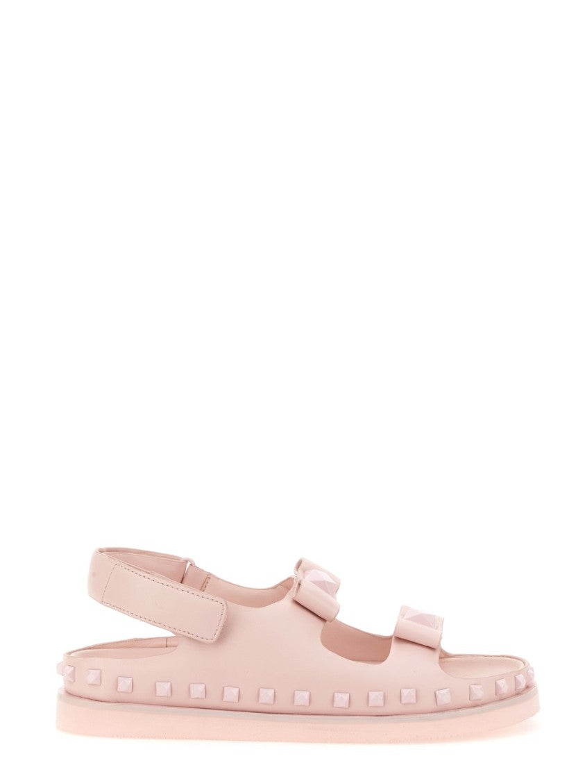 Ash "Ursula" Sandal