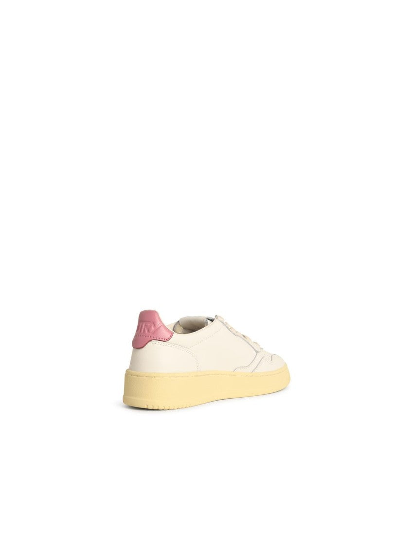 Autry Medalist Low' White And Pink Leather Sneakers