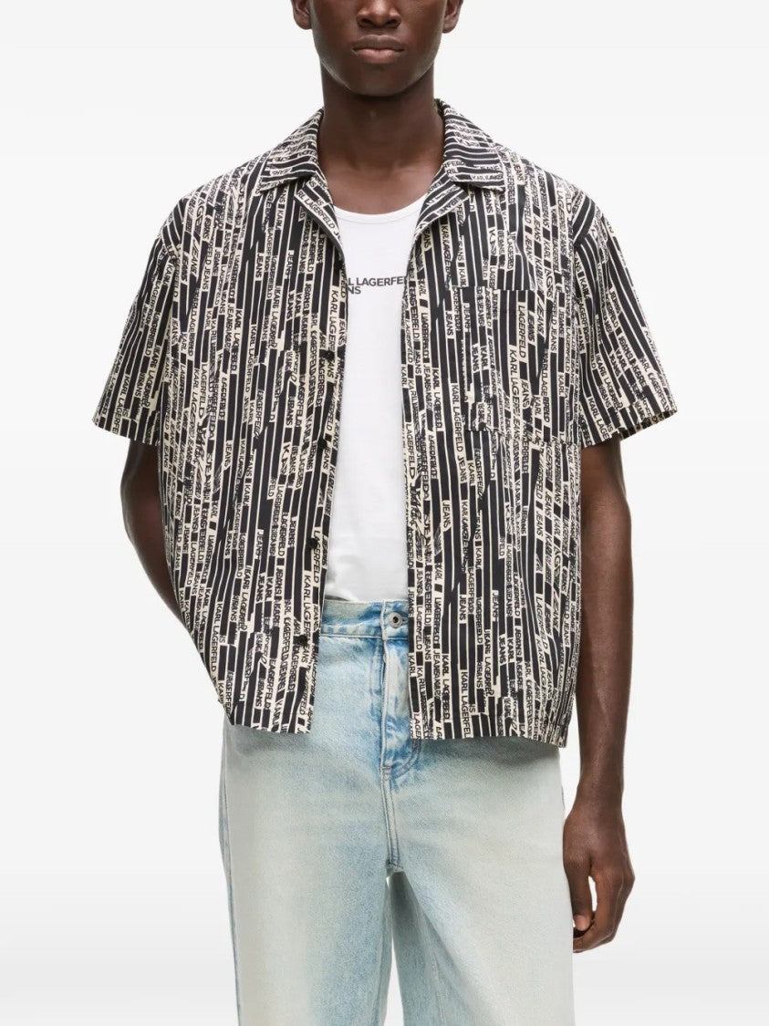 Karl Lagerfeld Boxy Fit Short-Sleeve Shirt With Vertical Text Pattern