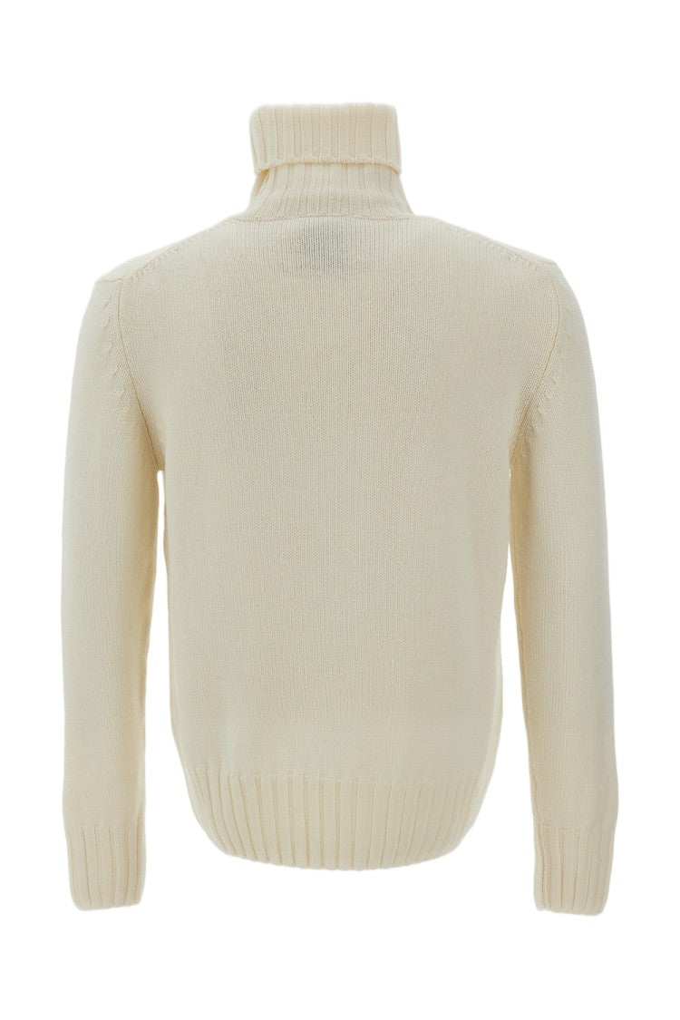 Customer Lovers White Ribbed Wool Turtleneck Sweater