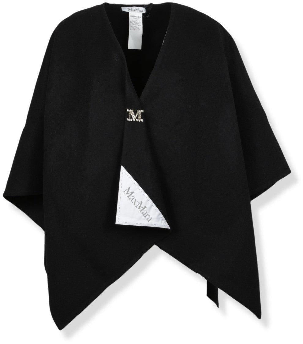 Max Mara Refined Stola-Foulard In Luxurious Fabric