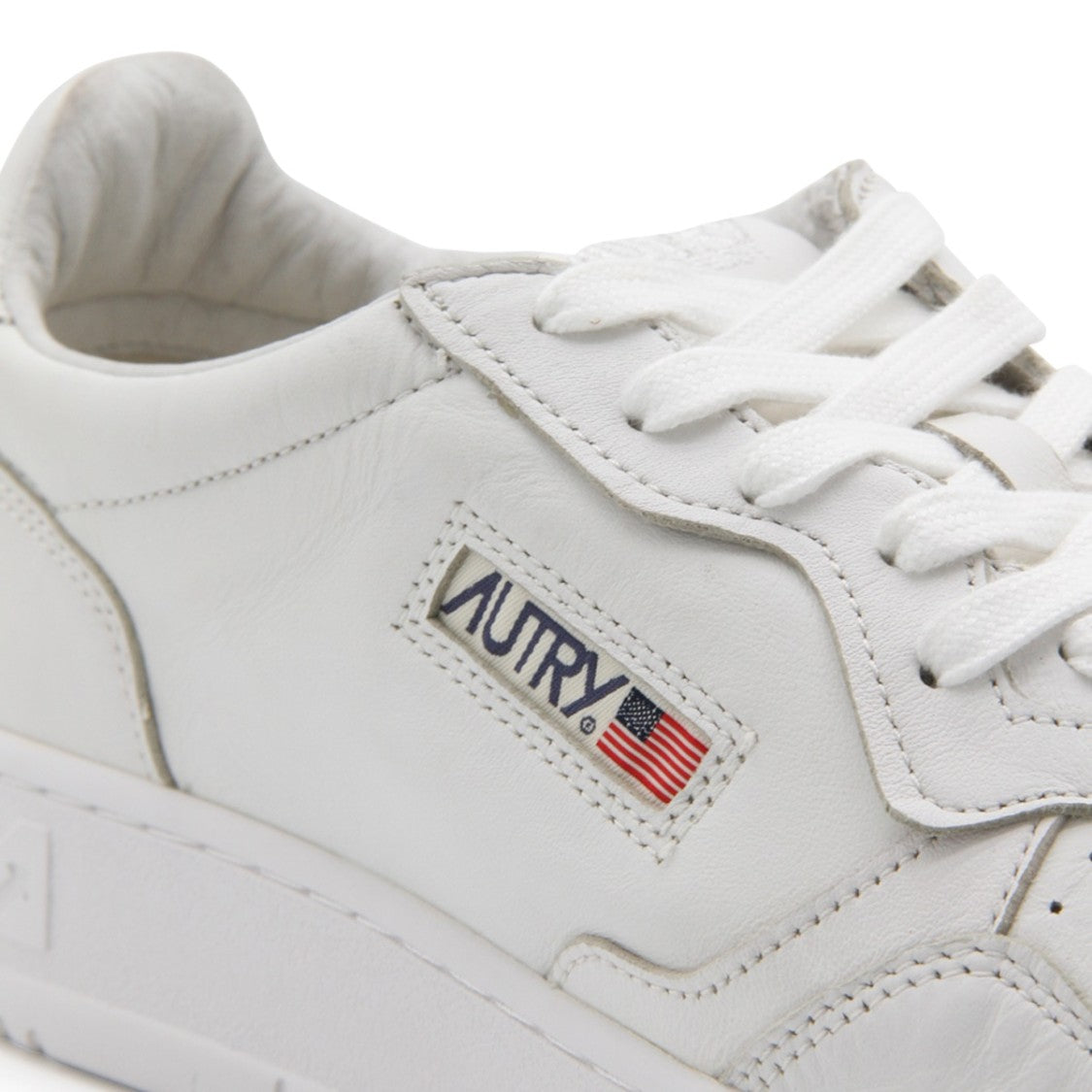 Autry Medalist Sneakers With Perforated Detailing