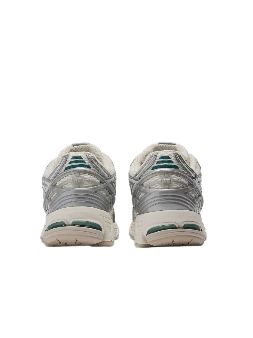 New Balance Technical Sneakers With Advanced Shock Absorption Features