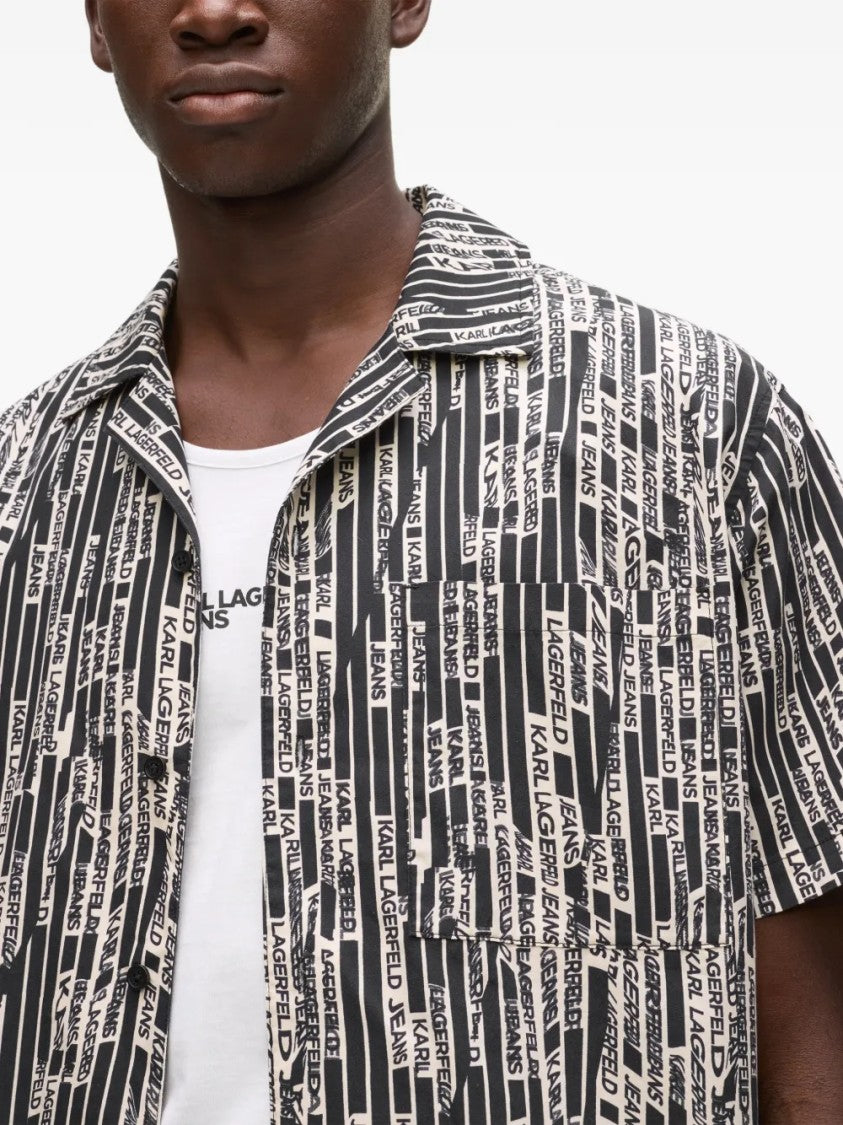 Karl Lagerfeld Boxy Fit Short-Sleeve Shirt With Vertical Text Pattern