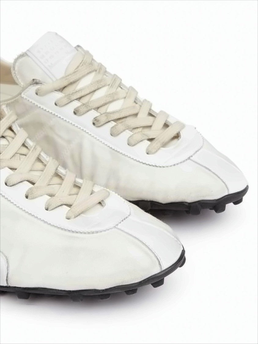 Maison Margiela Low-Profile White Sneakers With Textured Sole And Suede Accents